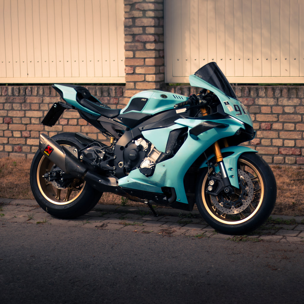 Yamaha R1 Kennzeichenhalter Set