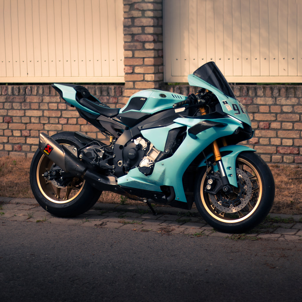 Yamaha R1 Kennzeichenhalter Set
