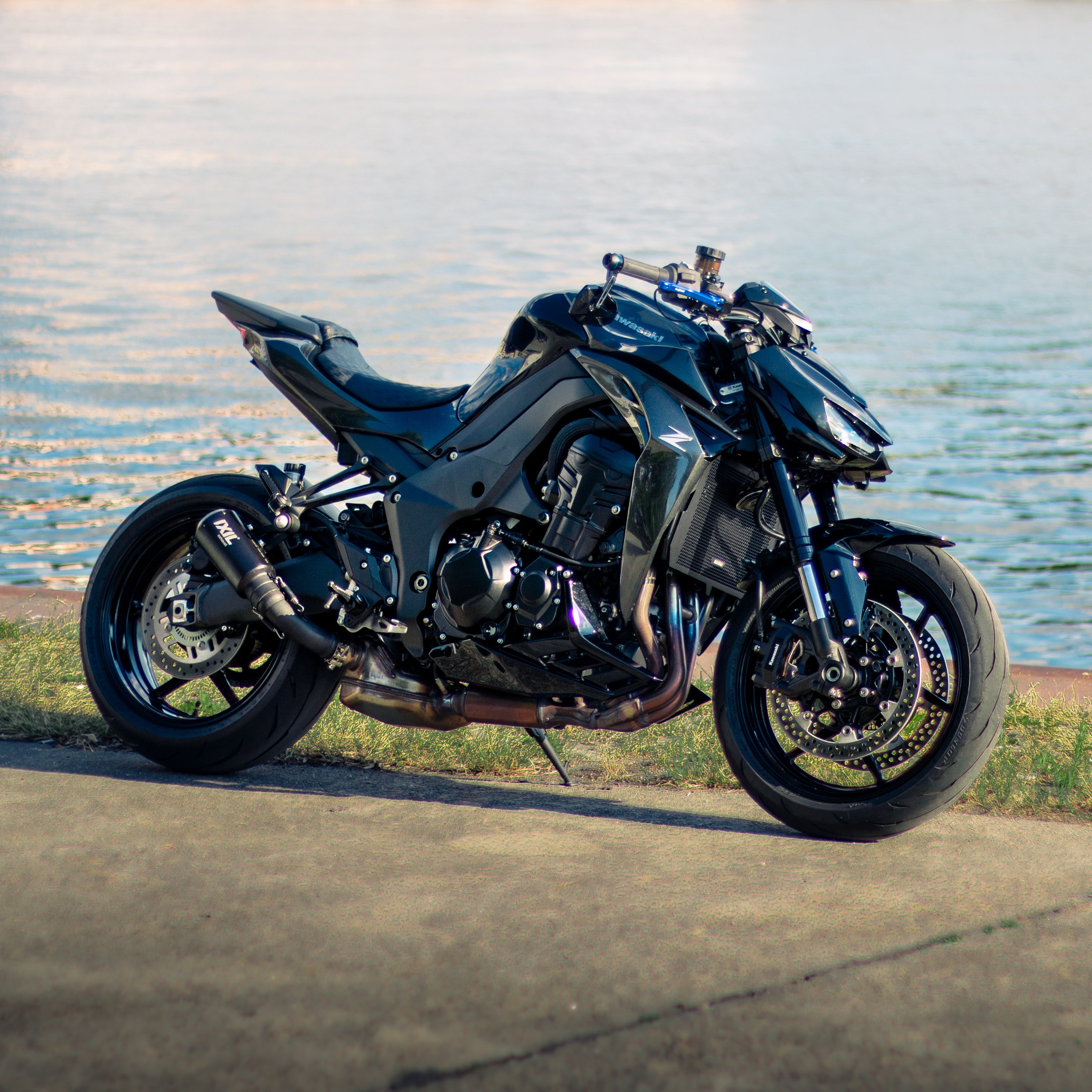 Kawasaki Z1000 / Z1100 Bike Unit